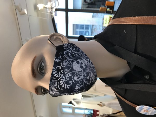 Gesichtsmaske Totenkopf schwarz/grau mit Gummi